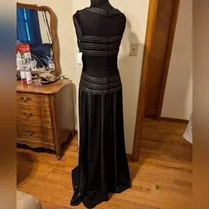 Prom Fluted Tadashi Shoji | Dresses | Tadashi Shoji Black Gunmetal Accent Vamp ...